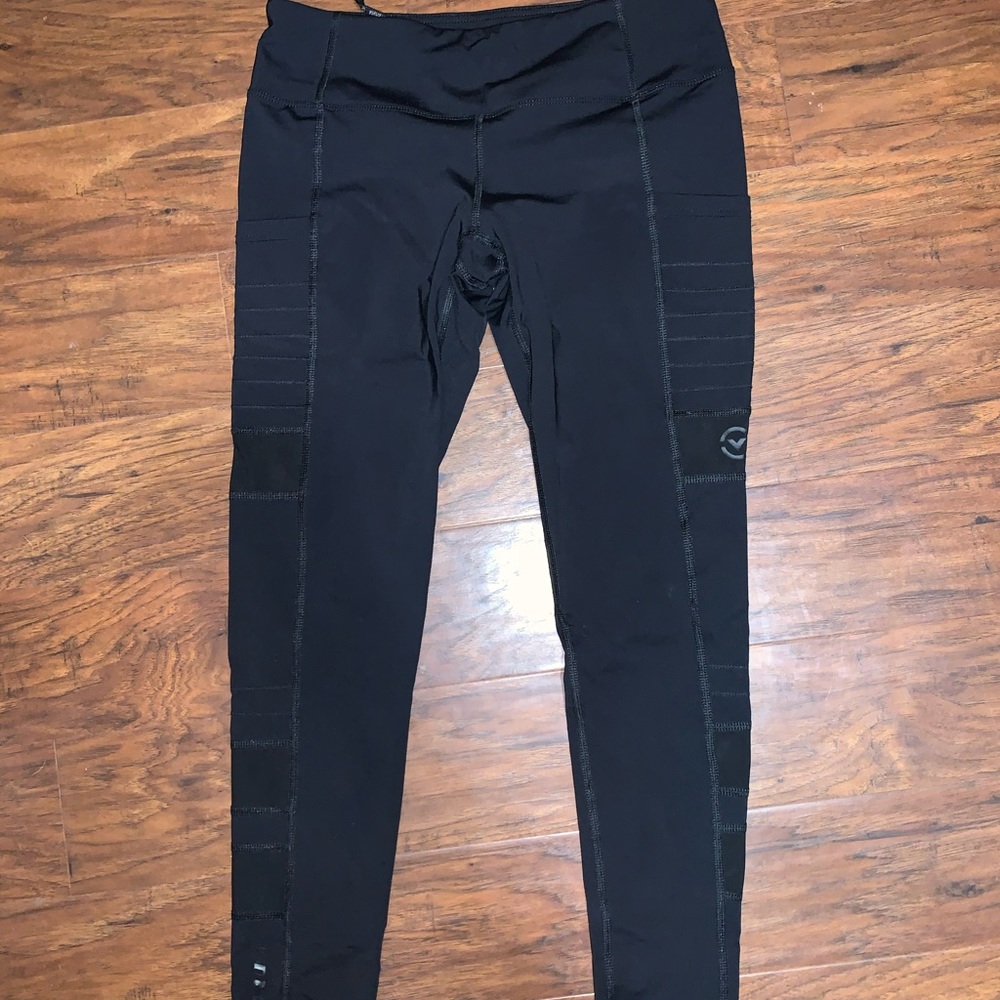 Virus leggings